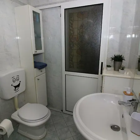 Bella Lela Apartment *