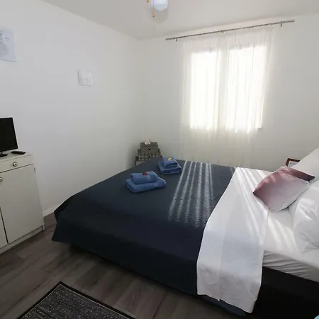 Apartment Bella Lela *